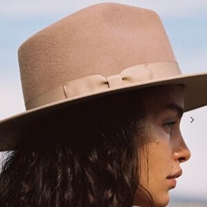 Lack Of Color - ZULU RANCHER - Small - Sand Color - NWT